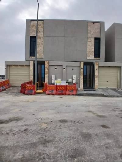 8 Bedroom Villa for Sale in Al Sawari, Al Khobar - Villa for sale in Al Sawari, Al Khobar