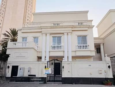 3 Bedroom Villa for Rent in North Jeddah, Jeddah - Villa for rent on Zaid Bin Al Hassan Street, Al Shati District, Jeddah City. 3 Bedroom Villa for Rent in North Jeddah, Jeddah - Villa for rent on Zaid Bin Al Hassan Street, Al Shati District, Jeddah City.