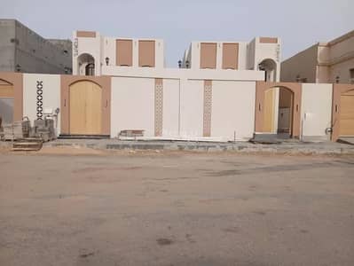 9 Bedroom Villa for Sale in Al Lulu, Al Khobar - Villa for sale in Al Lulu, Al Khobar