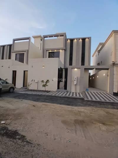 9 Bedroom Villa for Sale in King Fahd Suburb, Dammam - Villa for sale in King Fahd Suburb, Dammam 9 Bedroom Villa for Sale in King Fahd Suburb, Dammam - Villa for sale in King Fahd Suburb, Dammam