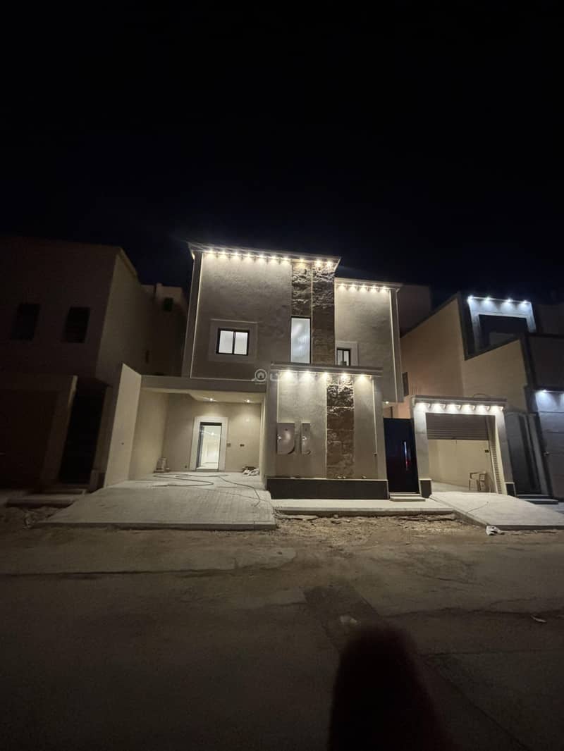Own a villa with three separate floors, and invest in each floor separately. Own a villa with three separate floors, and invest in each floor separately.