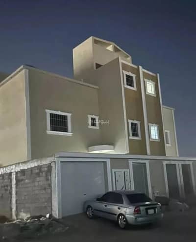 3 Bedroom Floor for Rent in South Riyadh, Riyadh - Floor for rent on Al-Bariyah Street, Al-Bariyah District, Riyadh City, Riyadh Region