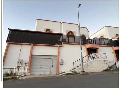 10+ Beds Villa for Sale in Al Hadari, Khamis Mushait - Villa for sale in Al-Hadhari, Khamis Mushait 10+ Beds Villa for Sale in Al Hadari, Khamis Mushait - Villa for sale in Al-Hadhari, Khamis Mushait