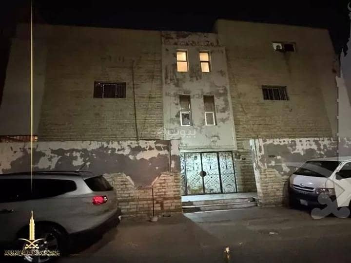 Building For Sale in Al Aziziyah, North Jeddah Building For Sale in Al Aziziyah, North Jeddah