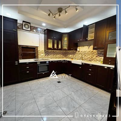 6 Bedroom Apartment for Rent in North Jeddah, Jeddah - A luxury 6-bedroom apartment in Al-Safa neighborhood, Jeddah. Apartments in Jeddah