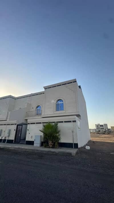 8 Bedroom Villa for Sale in Al Rawabi, Madina - Villa for sale in Al Rawabi, Madina 8 Bedroom Villa for Sale in Al Rawabi, Madina - Villa for sale in Al Rawabi, Madina