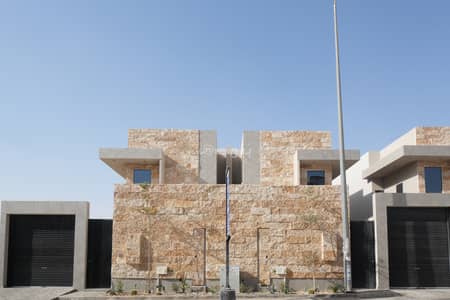 4 Bedroom Villa for Sale in North Riyadh, Riyadh - 5 Bedroom Villa For Sale in Al Arid, Riyadh 4 Bedroom Villa for Sale in North Riyadh, Riyadh - 5 Bedroom Villa For Sale in Al Arid, Riyadh