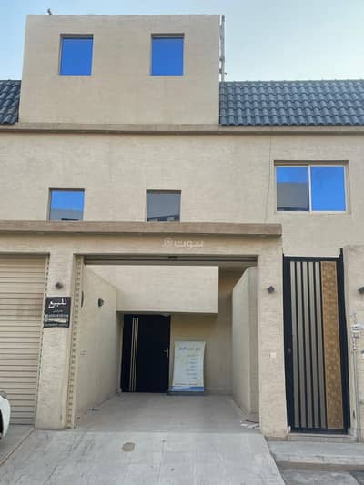 4 Bedroom Floor for Sale in South Riyadh, Riyadh - Apartment for sale in Al-Shifa district