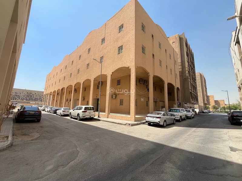 للايجار شفه فى عماره سكنيه بحى المربع للايجار شفه فى عماره سكنيه بحى المربع