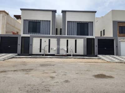 8 Bedroom Villa for Sale in King Fahd Suburb, Dammam - Villa for sale in King Fahd Suburb, Dammam 8 Bedroom Villa for Sale in King Fahd Suburb, Dammam - Villa for sale in King Fahd Suburb, Dammam