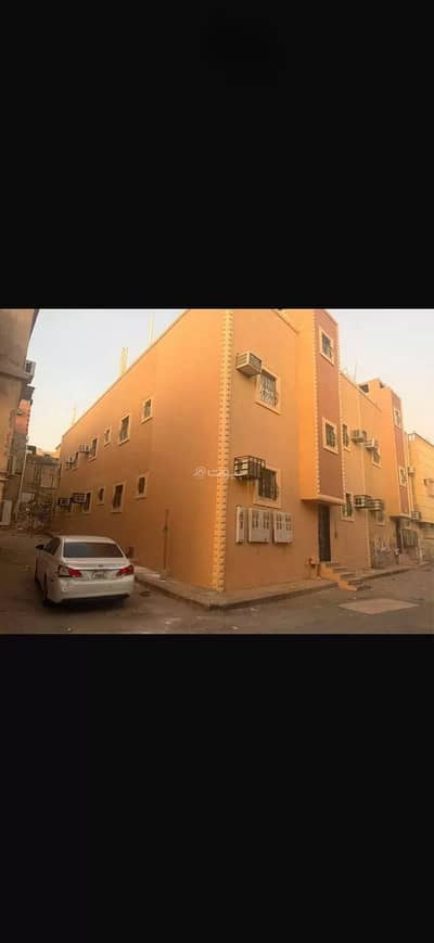 10+ Beds Residential Building for Sale in Central Riyadh, Riyadh - Residential Building For Sale in Utaiqah, Riyadh
