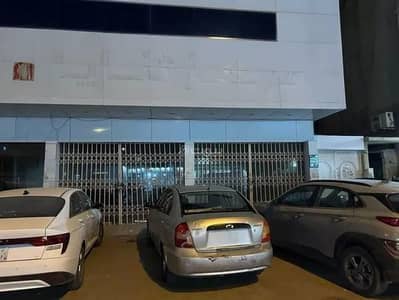 معرض للايجار في شرق الرياض، الرياض - محل للإيجار في شارع النهار, حي السعادة, مدينة الرياض معرض للايجار في شرق الرياض، الرياض - محل للإيجار في شارع النهار, حي السعادة, مدينة الرياض