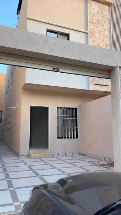 6 Bedroom Floor for Rent in West Riyadh, Riyadh - Floor for Rent in Tuwaiq, West Riyadh 6 Bedroom Floor for Rent in West Riyadh, Riyadh - Floor for Rent in Tuwaiq, West Riyadh