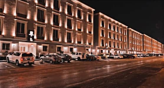 4 Bedroom Flat for Rent in North Riyadh, Riyadh - Apartment for rent on Abdul Latif bin Abdul Malik Al-Shaikh Street, Al Malqa district, Riyadh city, Riyadh region