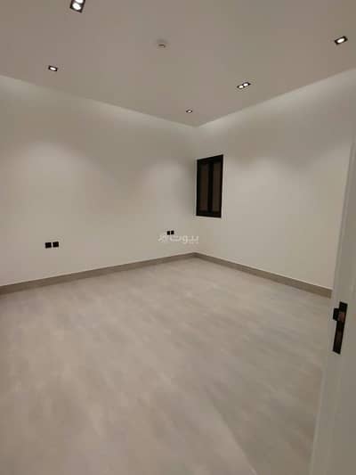 3 Bedroom Apartment for Sale in East Riyadh, Riyadh - Luxurious apartment for sale in Al-Yarmouk neighborhood