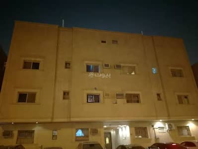شقة 4 غرف نوم للبيع في شرق الرياض، الرياض - شقة للبيع في الحمراء، الرياض