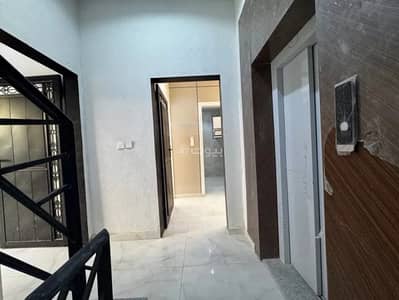 4 Bedroom Floor for Sale in East Riyadh, Riyadh - Floor for sale in Al Janadriyah, East Riyadh 4 Bedroom Floor for Sale in East Riyadh, Riyadh - Floor for sale in Al Janadriyah, East Riyadh