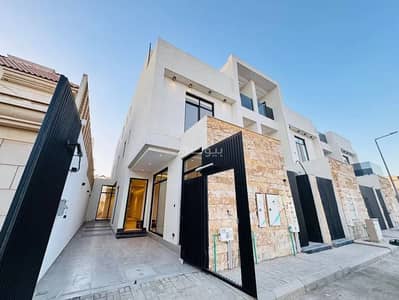 3 Bedroom Floor for Sale in East Riyadh, Riyadh - Floor For Sale in Al Yarmuk, Riyadh
