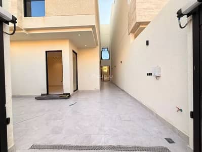 3 Bedroom Floor for Sale in East Riyadh, Riyadh - Floor for Sale in Al Yarmuk, East Riyadh