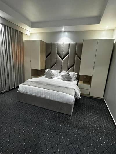 1 Bedroom Apartment for Rent in East Riyadh, Riyadh - A complete apartment with one bedroom and a living room, a fully equipped kitchen, Unit number 8