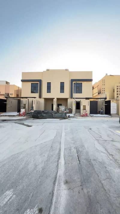 دور 4 غرف نوم للبيع في غرب الرياض، الرياض - دور للبيع في شارع الذهب, حي السويدي, مدينة الرياض