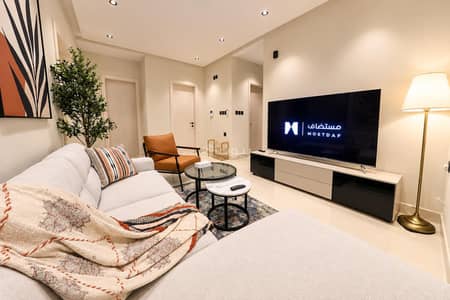 2 Bedroom Apartment for Rent in North Jeddah, Jeddah - Elegant furnished two-bedroom apartment with a living room | 70-inch TV | Stylish design | Long-term lease with monthly payment | Al-Salama District – Jeddah