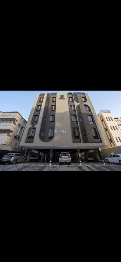 4 Bedroom Apartment for Sale in North Jeddah, Jeddah - Own luxury at one of the best locations in Al-Safa neighborhood