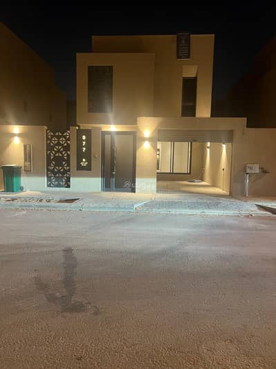 فیلا 5 غرف نوم للايجار في البشائر، الرياض - فيلا للايجار درج داخلي فیلا 5 غرف نوم للايجار في البشائر، الرياض - فيلا للايجار درج داخلي
