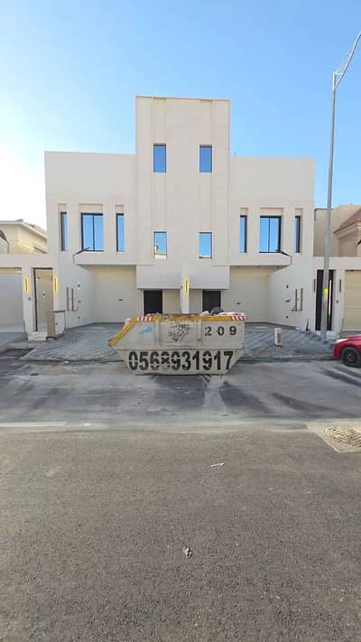 6 Bedroom Floor for Sale in South Riyadh, Riyadh - Floor for sale in Badr, South Riyadh