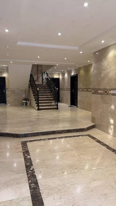 عمارة تجارية للبيع في الملك سلمان، الرياض - للبيع مبنى سكني تجاري فرصه عمارة تجارية للبيع في الملك سلمان، الرياض - للبيع مبنى سكني تجاري فرصه