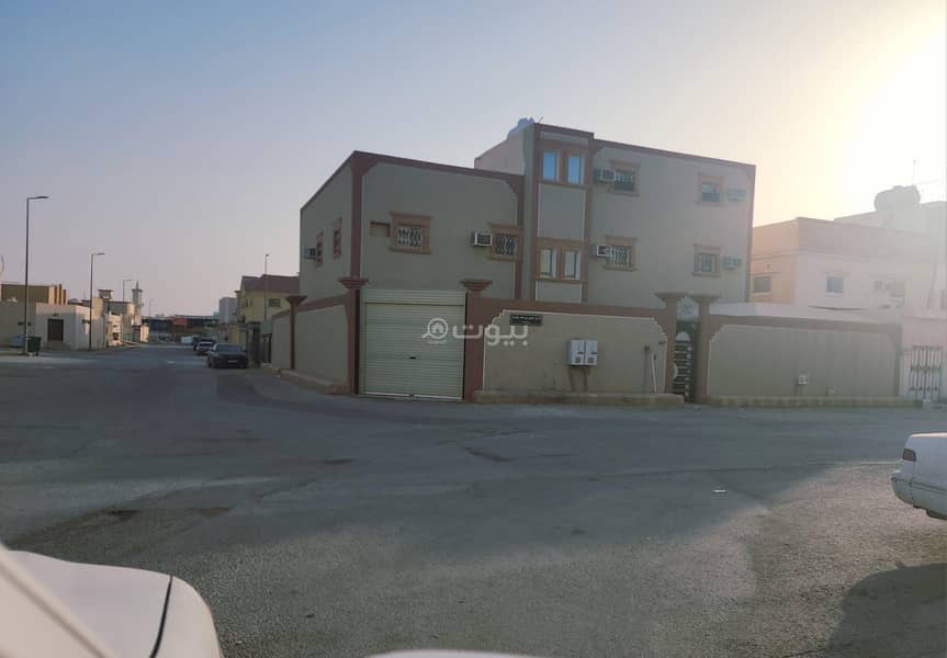 دور و٣ شقق للبيع بالفيصليه الخرج منطقة الرياض دور و٣ شقق للبيع بالفيصليه الخرج منطقة الرياض