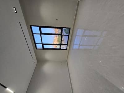 3 Bedroom Floor for Sale in East Riyadh, Riyadh - Ground floor for sale in Al Kholeej (Al Kheleej) neighborhood 3 Bedroom Floor for Sale in East Riyadh, Riyadh - Ground floor for sale in Al Kholeej (Al Kheleej) neighborhood
