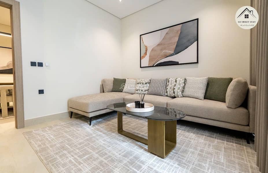 Furnished apartment / 4 bedrooms / Al-Rabeea neighborhood Furnished apartment / 4 bedrooms / Al-Rabeea neighborhood