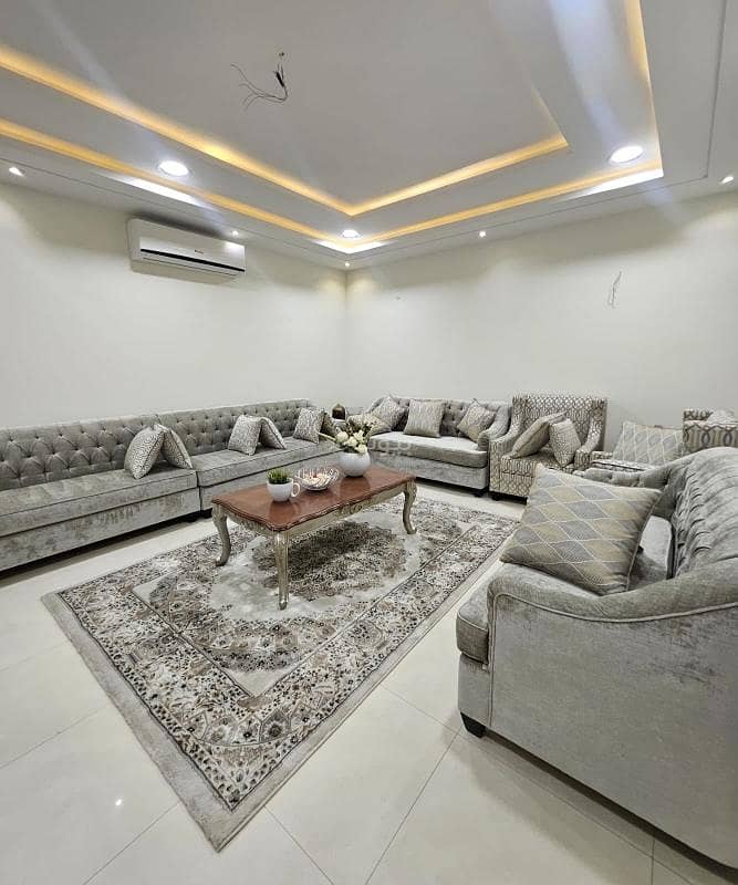 For rent: a upper floor and annex in Al-Yasmeen neighborhood For rent: a upper floor and annex in Al-Yasmeen neighborhood