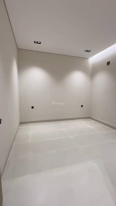 3 Bedroom Floor for Sale in West Riyadh, Riyadh - Ground floor for sale with deed in Al-Suwaydi neighborhood 3 Bedroom Floor for Sale in West Riyadh, Riyadh - Ground floor for sale with deed in Al-Suwaydi neighborhood