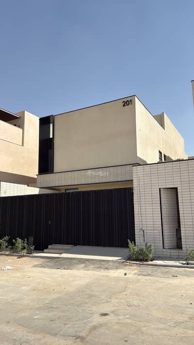 4 Bedroom Villa for Rent in North Riyadh, Riyadh - Villa for rent in Al-Aradi district (Rawah Project)