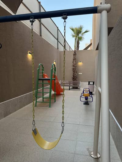 4 Bedroom Floor for Rent in North Riyadh, Riyadh - A prestigious first-floor apartment for rent