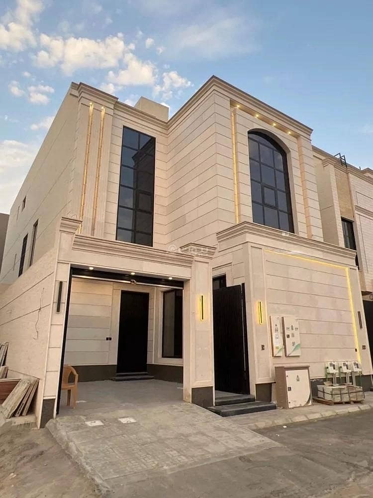 دور للبيع في حي المعيزلة، شرق الرياض دور للبيع في حي المعيزلة، شرق الرياض