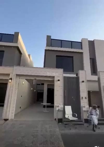3 Bedroom Floor for Sale in East Riyadh, Riyadh - Floor For Sale in Al Munsiyah, Riyadh