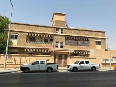 10+ Beds Residential Building for Rent in Central Riyadh, Riyadh - Residential Building For Rent in Jarir, Riyadh