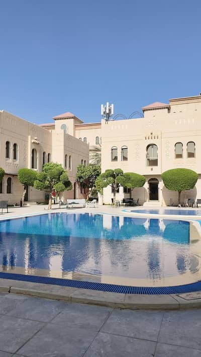 فیلا 3 غرف نوم للايجار في شمال الرياض، الرياض - فيلا للإيجار في شارع طريق المطار الفرعي, حي الفلاح, مدينة الرياض, منطقة الرياض فیلا 3 غرف نوم للايجار في شمال الرياض، الرياض - فيلا للإيجار في شارع طريق المطار الفرعي, حي الفلاح, مدينة الرياض, منطقة الرياض