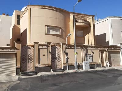 3 Bedroom Floor for Rent in North Riyadh, Riyadh - Apartment for rent on Al-Ghazwa Street, Al-Rabeea District, Riyadh City, Riyadh Region