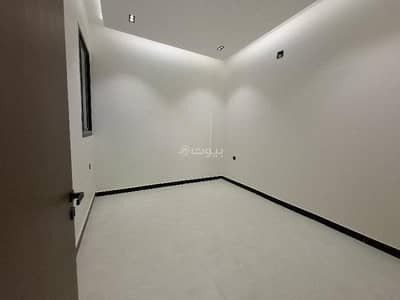 3 Bedroom Floor for Sale in East Riyadh, Riyadh - Residential apartment comprising 3 bedrooms for sale in Al-Yarmouk, Riyadh 3 Bedroom Floor for Sale in East Riyadh, Riyadh - Residential apartment comprising 3 bedrooms for sale in Al-Yarmouk, Riyadh