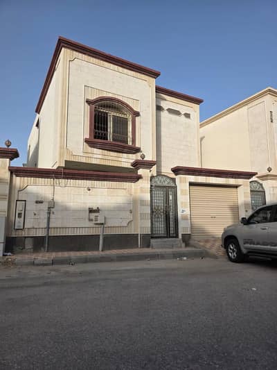 8 Bedroom Villa for Sale in Al Shulah, Dammam - Villa For Sale in Al Shulah, Dammam