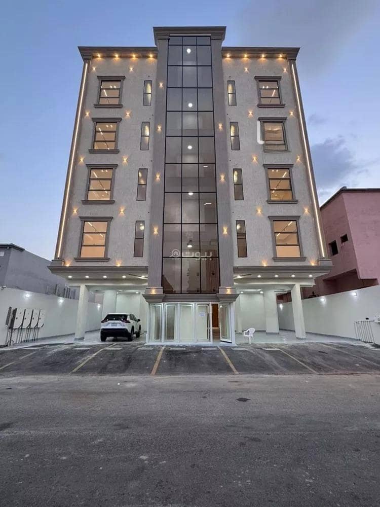 Apartment for sale on Shaheed Al Din Thuma Al Watan Kamal Yaqoob Muhsin Hakami Street, As Suways 1 District, Jizan City. Apartment for sale on Shaheed Al Din Thuma Al Watan Kamal Yaqoob Muhsin Hakami Street, As Suways 1 District, Jizan City.
