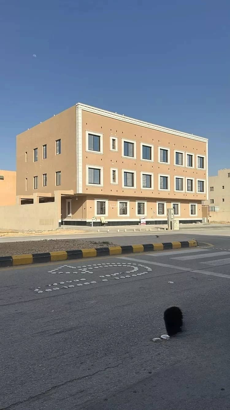 Residential Building for sale in Dhahrat Laban, West Riyadh Residential Building for sale in Dhahrat Laban, West Riyadh