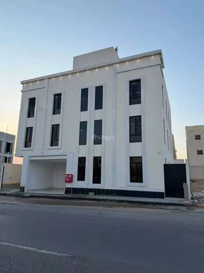 7 Bedroom Residential Building for Sale in West Riyadh, Riyadh - Residential Building for sale in Al Mahdiyah, West Riyadh