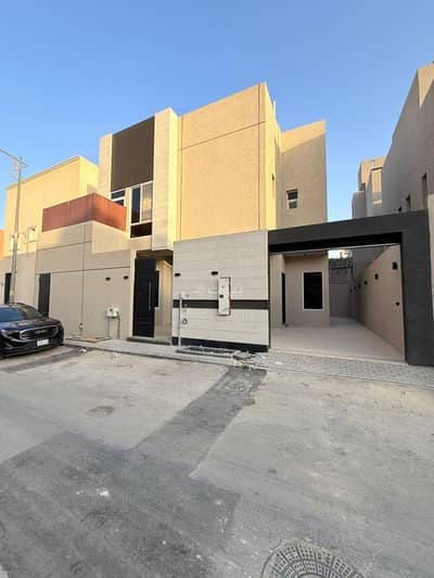 7 Bedroom Villa for Sale in North Riyadh, Riyadh - Villa for sale in Al Narjis neighborhood, 5 master bedrooms – south of King Salman Road