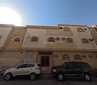 4 Bedroom Apartment for Rent in South Riyadh, Riyadh - 4-room apartment in Al-Dar Al-Bayda neighborhood, close to the metro.