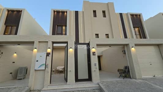 دور 4 غرف نوم للبيع في جنوب الرياض، الرياض - للبيع دور ارضي بصك لحالة مستقل بحي عكاظ
